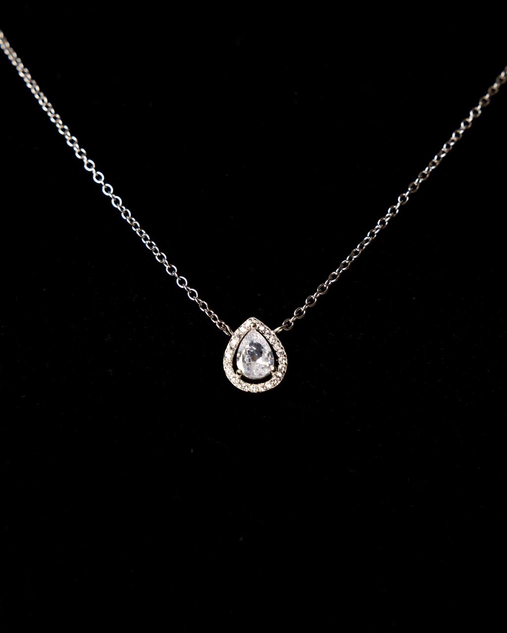 Collier Pendentif Goutte